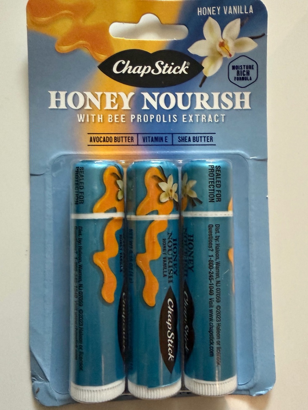 NEW ChapStick Honey Nourish Honey Vanilla Lip Balm 3 Pack Sealed